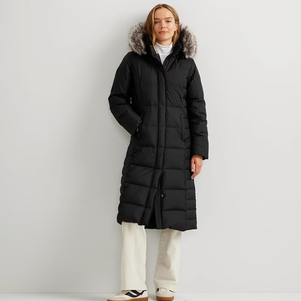 Eddie Bauer Women's Black Hooded Puffer Coat